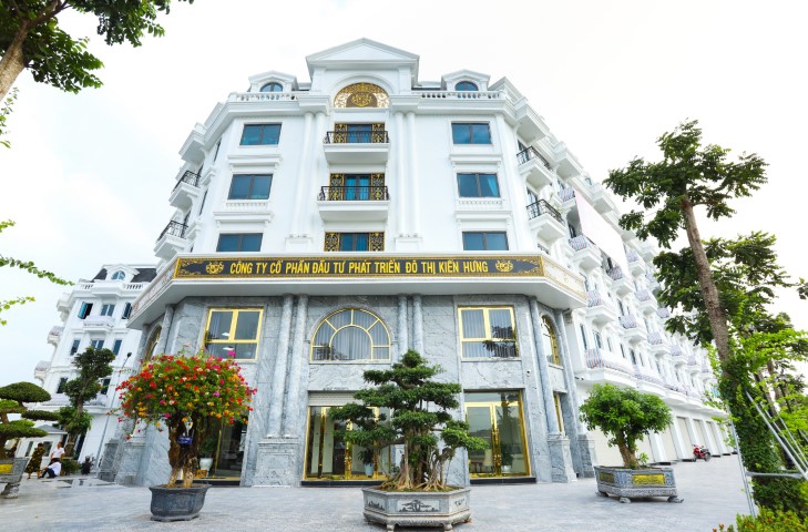 Bán Biệt Thự TT1-16 Thành Phố Giao Lưu 235m² – Giá 96 tỷ